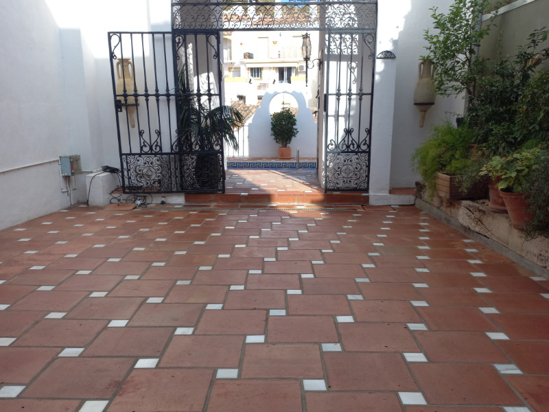 Terracotta cleaning Costa del Sol